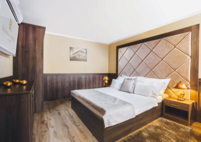 Komló Hotel Gyula standard szoba